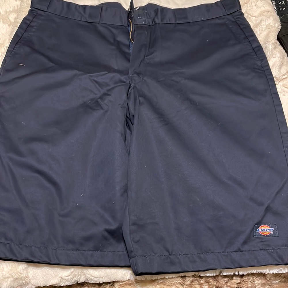Mens Dickie shorts blue size 40 new never worn